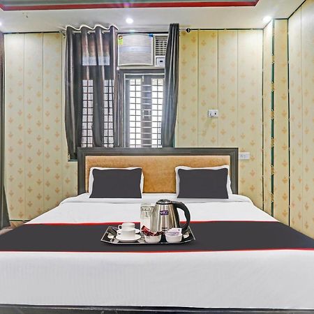 Hôtel Capital O Sl Galxy à Kanpur Extérieur photo