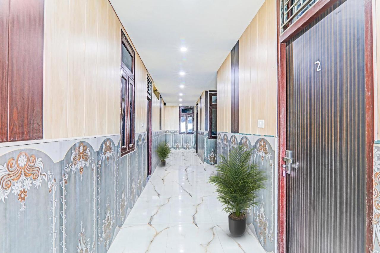 Hôtel Capital O Sl Galxy à Kanpur Extérieur photo