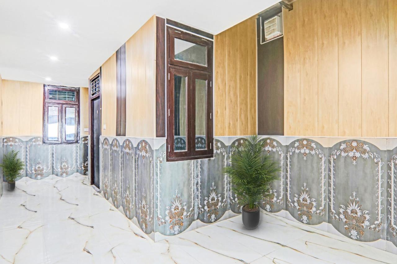 Hôtel Capital O Sl Galxy à Kanpur Extérieur photo