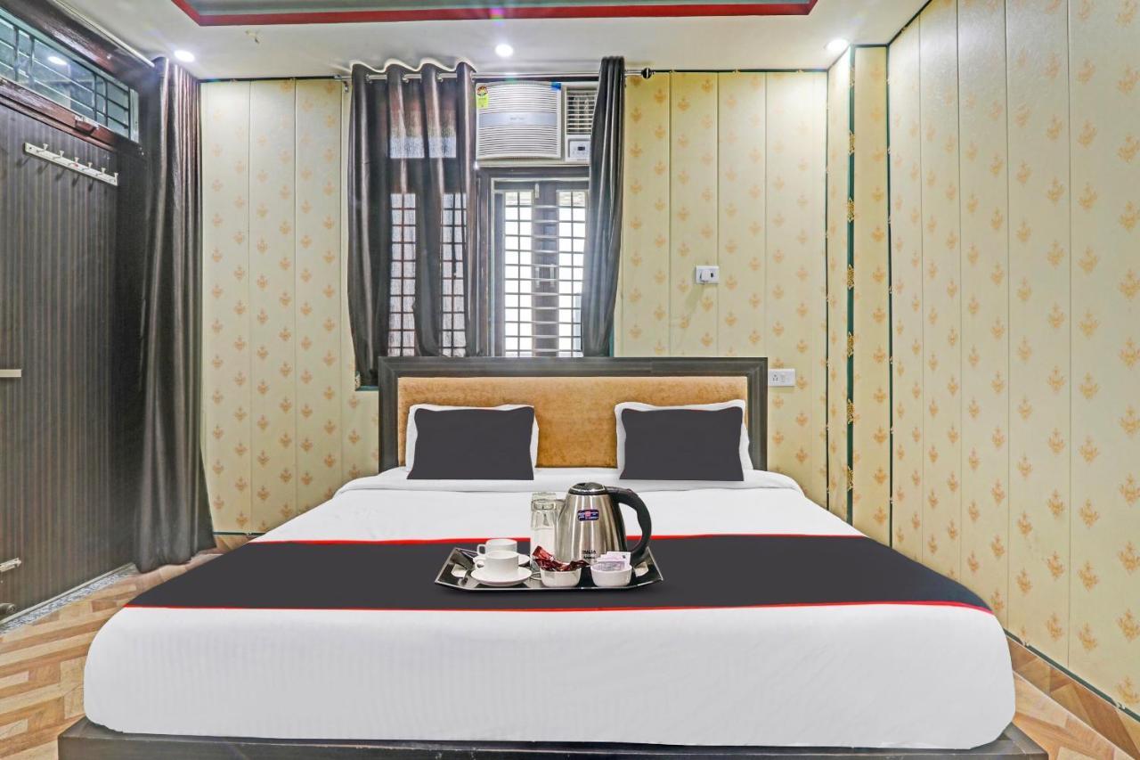 Hôtel Capital O Sl Galxy à Kanpur Extérieur photo